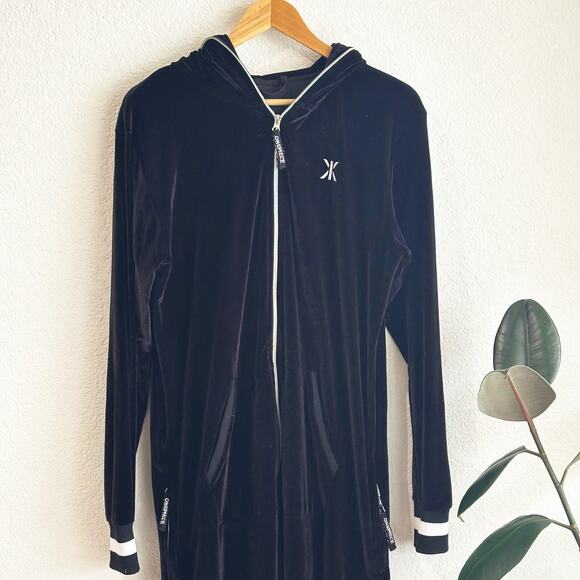 Onepiece Black Hooded Jumpsuit with White Details - Picture 2 of 9